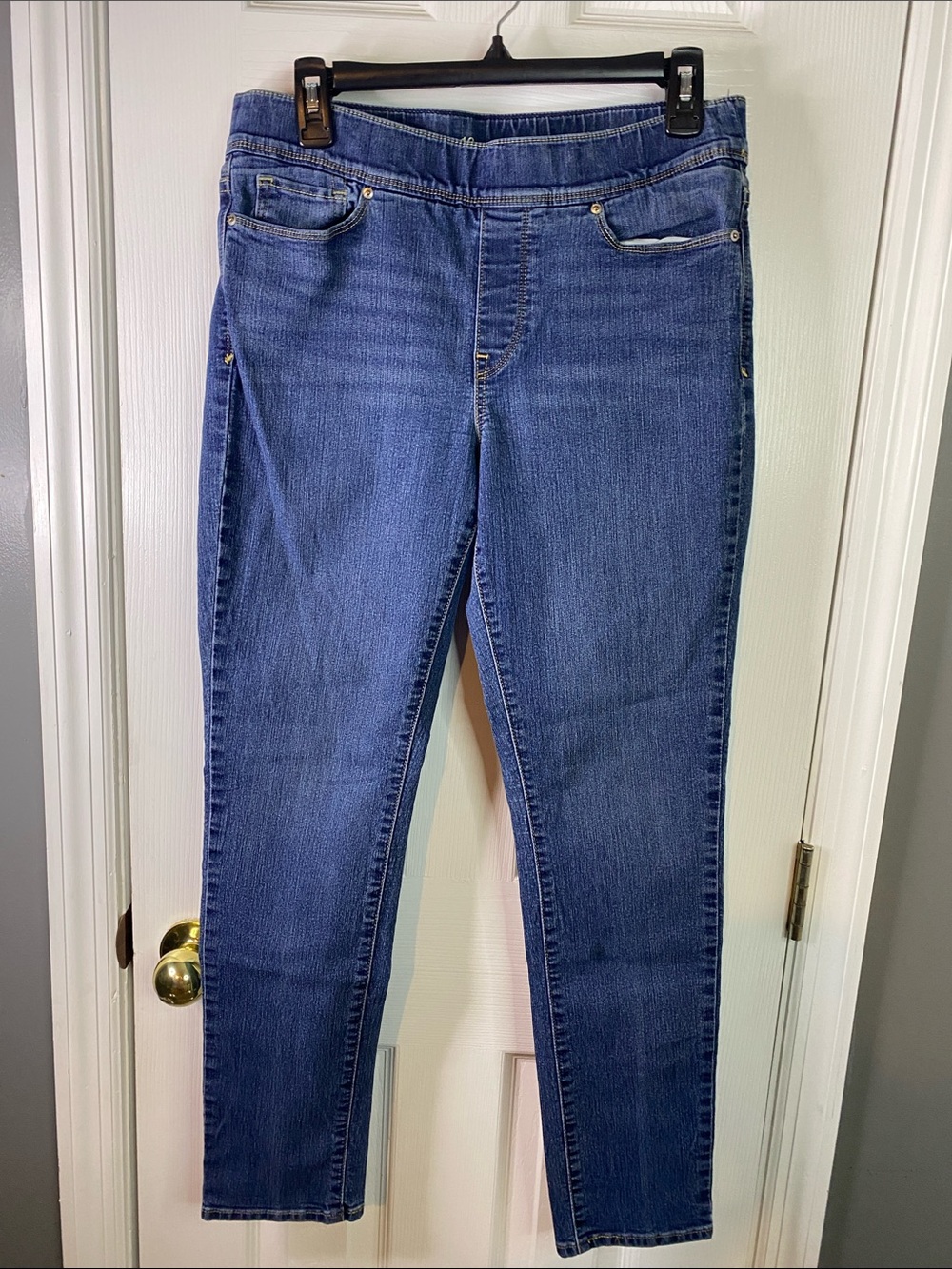 Levi’s Classic Blue Women’s Stretch Jeans Size 10 Skinny Strech.
